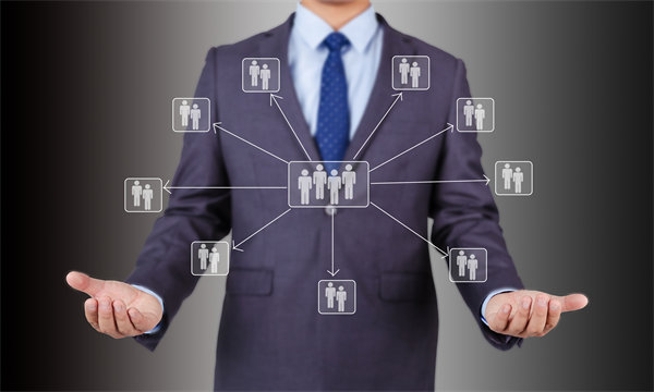 全麵預算組織架構中（zhōng），屬於預算管理決策機構的是？