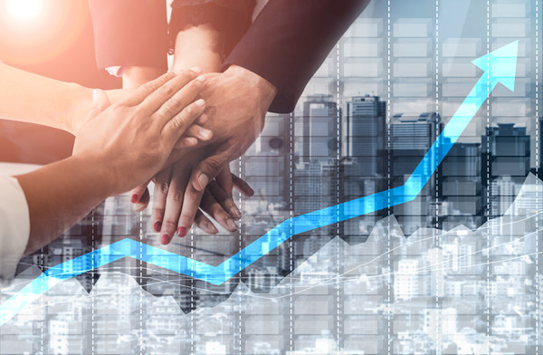 績效管理中（zhōng），如何有（yǒu）效溝通反饋以促進員工成長？