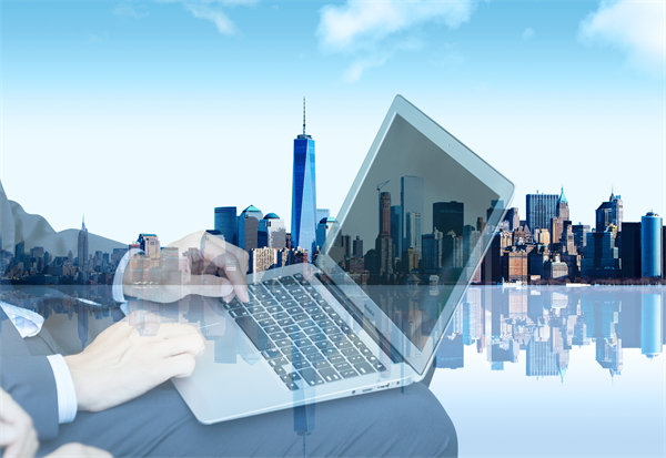 麵對行業變革，企業如何重構組織以適應新市場環境？