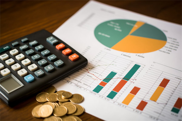 如何（hé）通過薪酬差異化策略（luè），體現員工績效（xiào）價值？