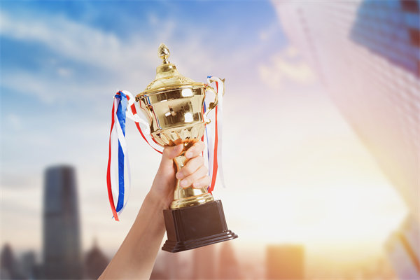 麵對經濟波動，企業應（yīng）該如何靈活調整薪酬策（cè）略？