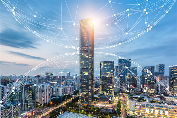 組（zǔ）織規劃（huá）中，如何確（què）保戰略方向與市場需求一致？