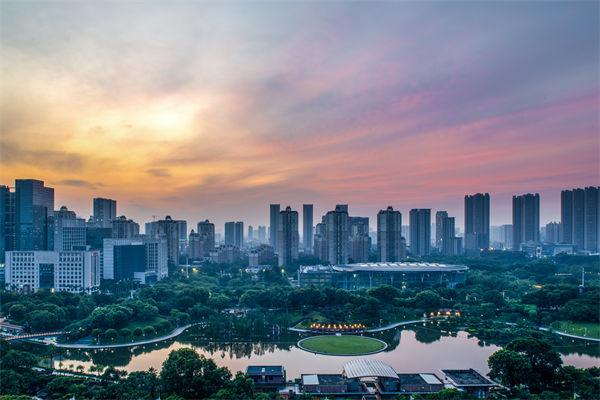 佛山薪酬谘詢公司如何為企業量身定製薪酬體（tǐ）係（xì）？