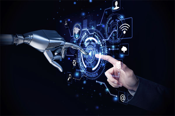 戰（zhàn）略管理（lǐ）與業務融合，推動企業轉（zhuǎn）型升級與創新發展