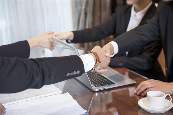 如何通過績效谘詢提升（shēng）企業的整（zhěng）體運營效率？