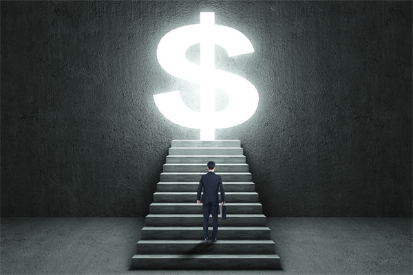 薪酬管理中（zhōng），如何考慮員工（gōng）個人發展，實現長期激勵？