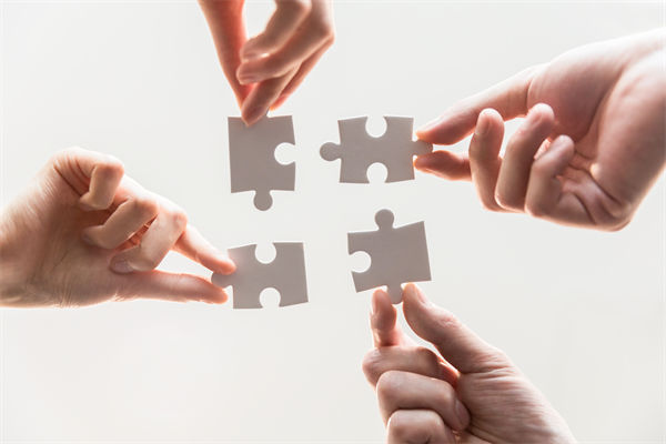 麵對新興技術，企業戰略（luè）規劃如何把握機遇與應對挑（tiāo）戰？