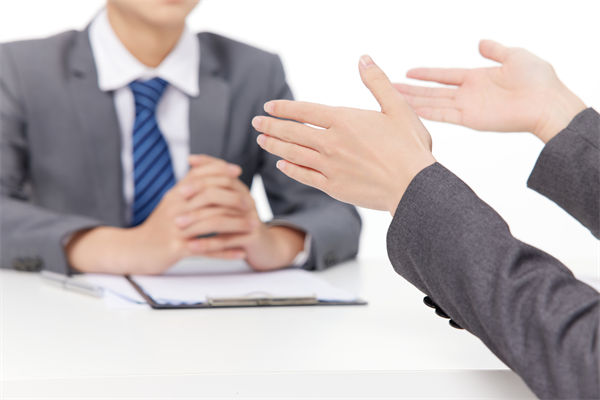 揭秘！看（kàn）看企業高級HR是如何玩轉人才爭奪大戰的？