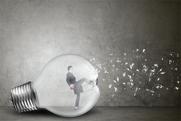 營銷團隊如（rú）何培養（yǎng）創新思維，應對市（shì）場（chǎng）變化？