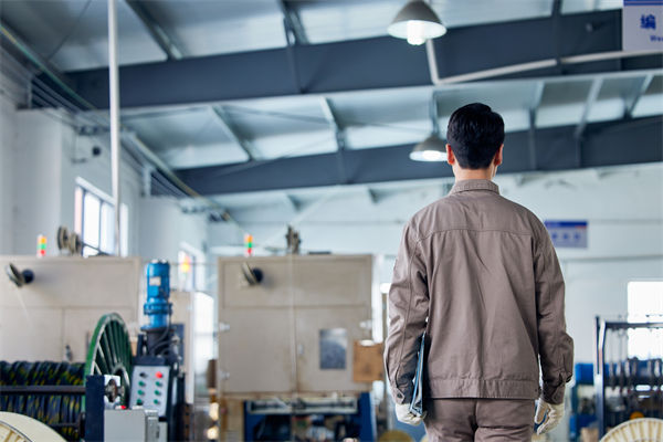 PMC沒做生產計劃，經常出現（xiàn）插單生產情況（kuàng）怎麽解決？