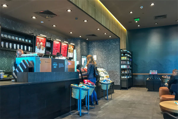 福利政策在薪酬體係中的作（zuò）用及其優化策略是什麽（me）？