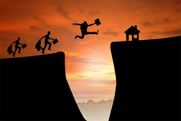 如何通過人力資源策略實現企業員工潛能最大化？