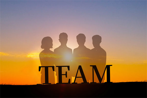 集團（tuán）管控谘詢如何幫助企業構建協同高效的管（guǎn）理團隊？