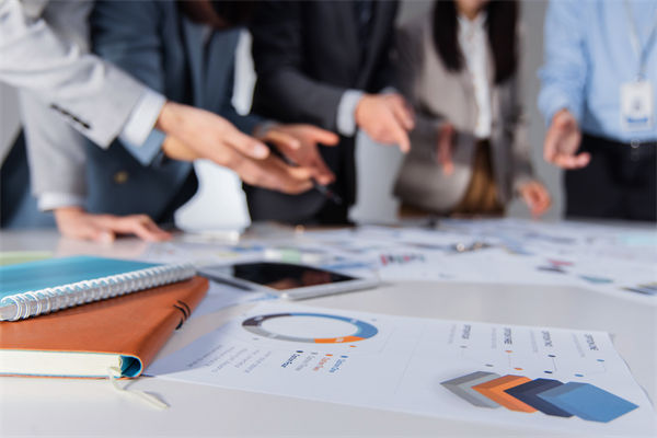 績效溝通（tōng）形同虛設，績效谘（zī）詢如何搭（dā）建坦誠交流橋（qiáo）梁？