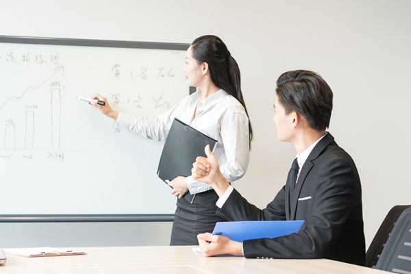 在製定績效（xiào）目標時，嚴格與靈活，如何把握？