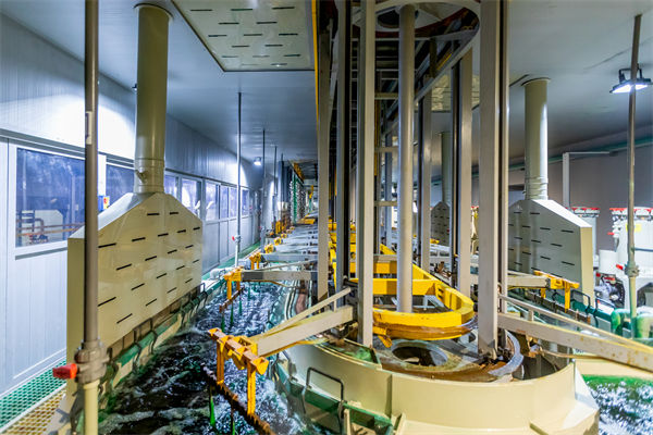 精益管理在提升產品（pǐn）質（zhì）量方麵有哪些具體策略和方法？