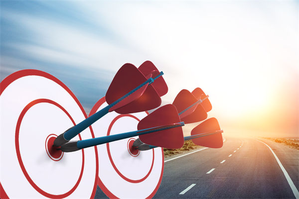 秋天的第一杯奶茶花束火了，品牌戰略管理怎麽看？