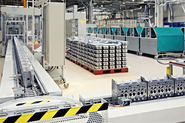 中小企業應用（yòng）精益生產，麵臨哪些特殊挑戰（zhàn）與機（jī）遇？