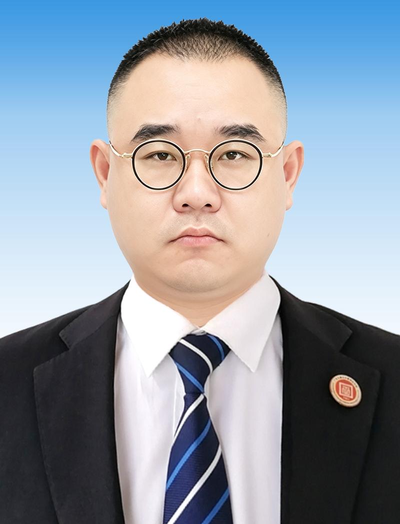 绿巨人草莓丝瓜樱桃在线视频谘詢集團資深谘（zī）詢（xún）師周（zhōu）雷