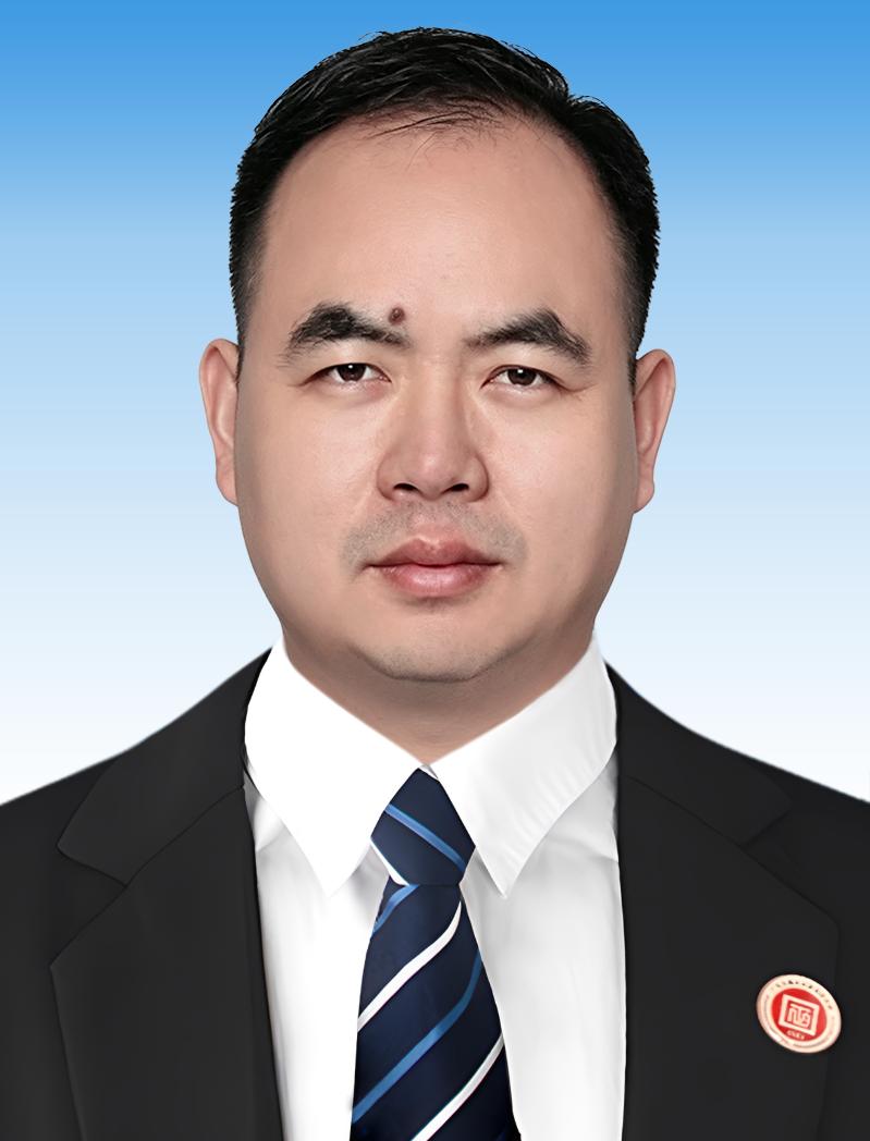 廣（guǎng）州（zhōu）正（zhèng）睿企業管理谘詢有限公司（sī）資深戰略谘詢師（shī）秦永鋒