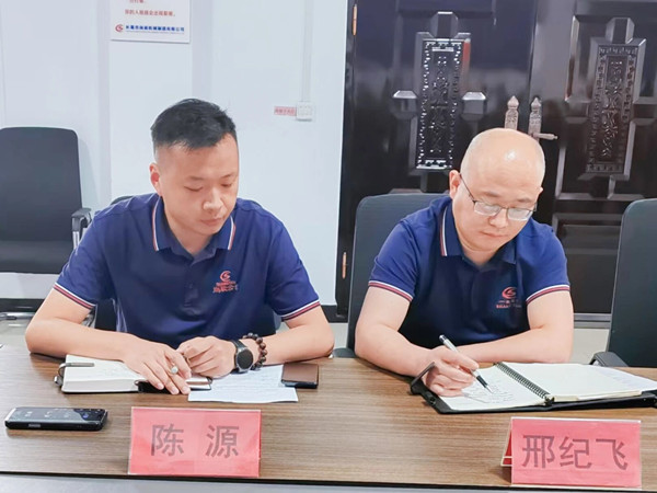 尚辰精密陳源副總與邢紀飛副總